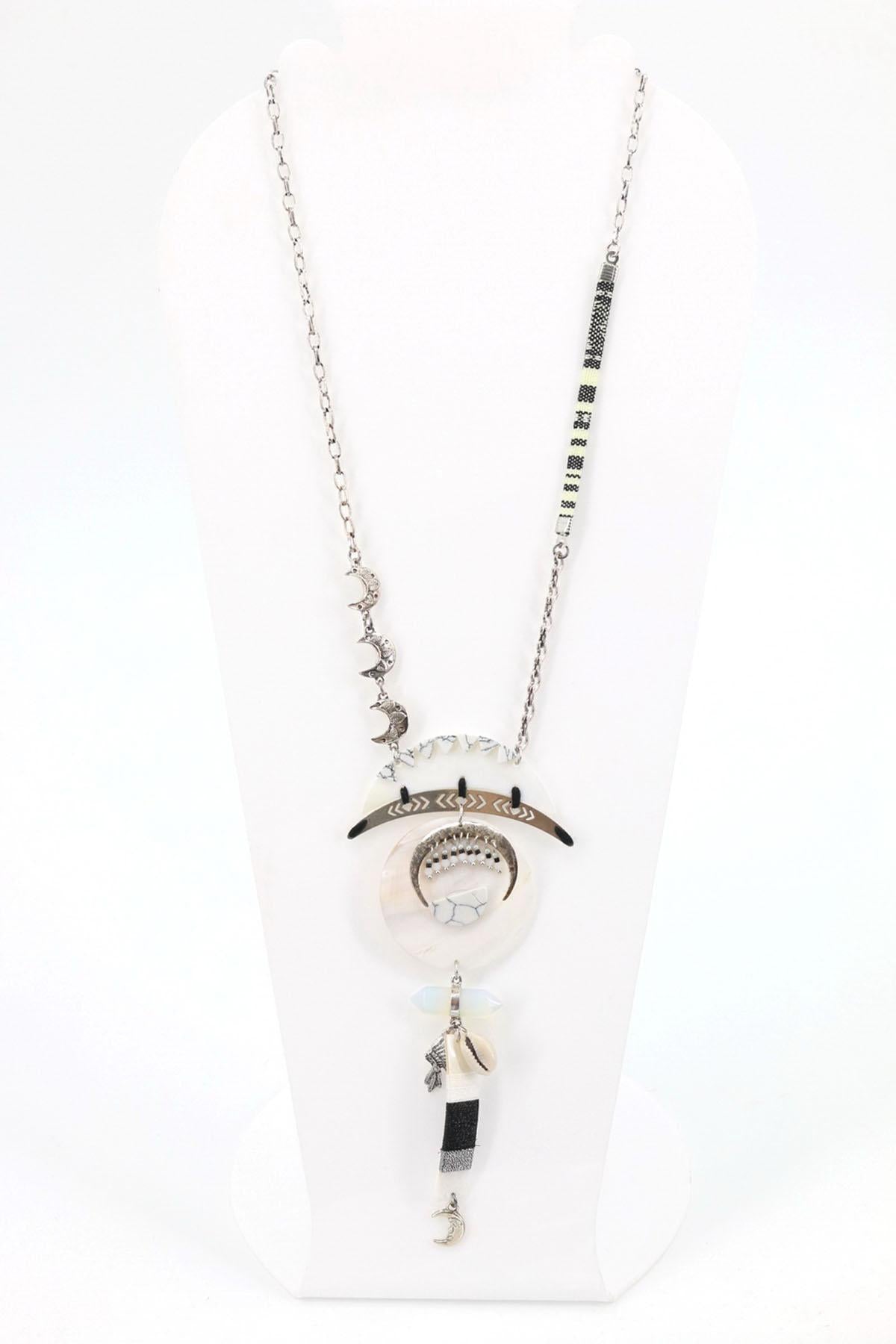 Bohemian chic necklace several models