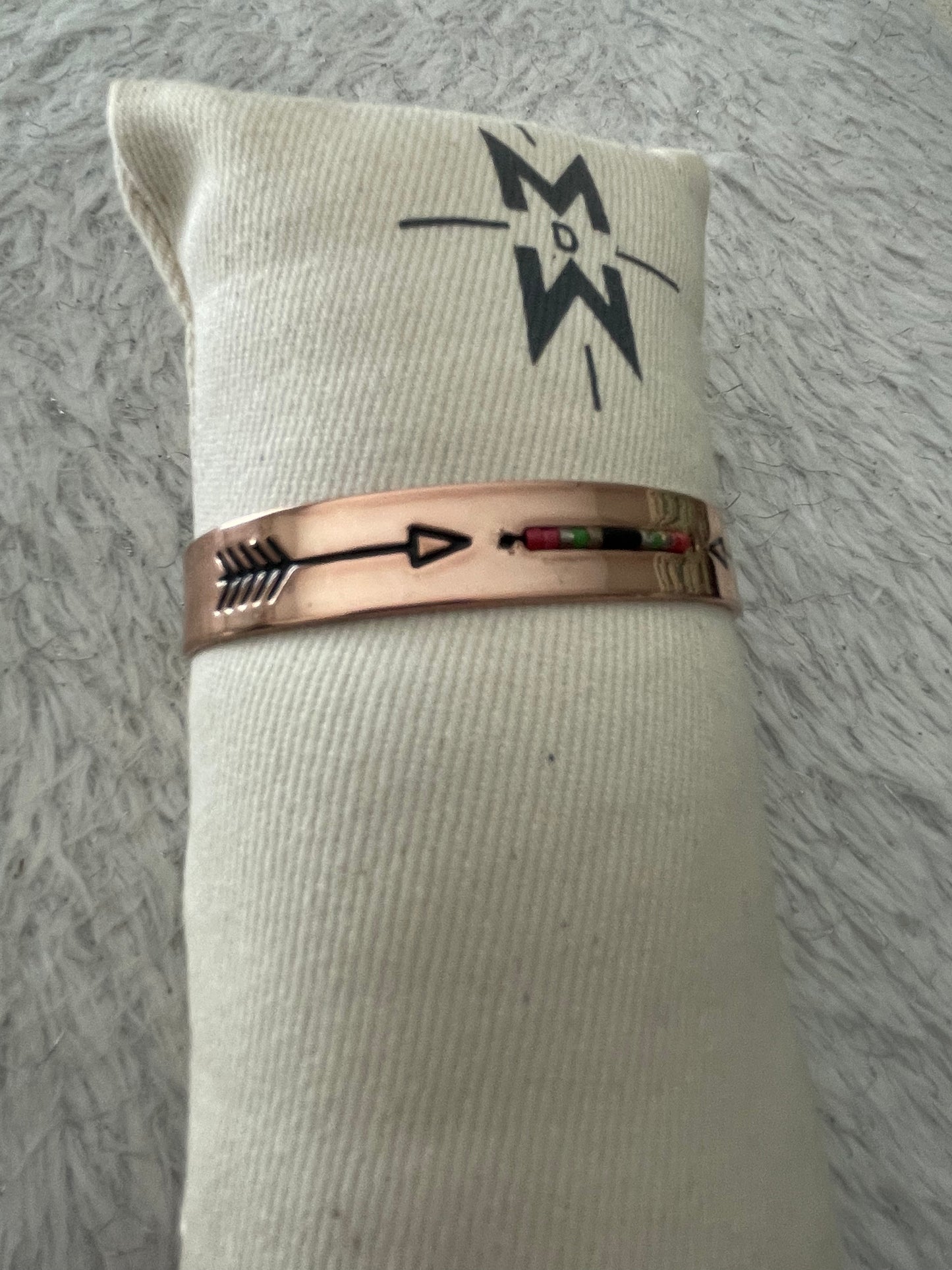 Bracelets Joncs "Flèche d'Éclat" - Acier & Perles Colorées Merveilles du monde