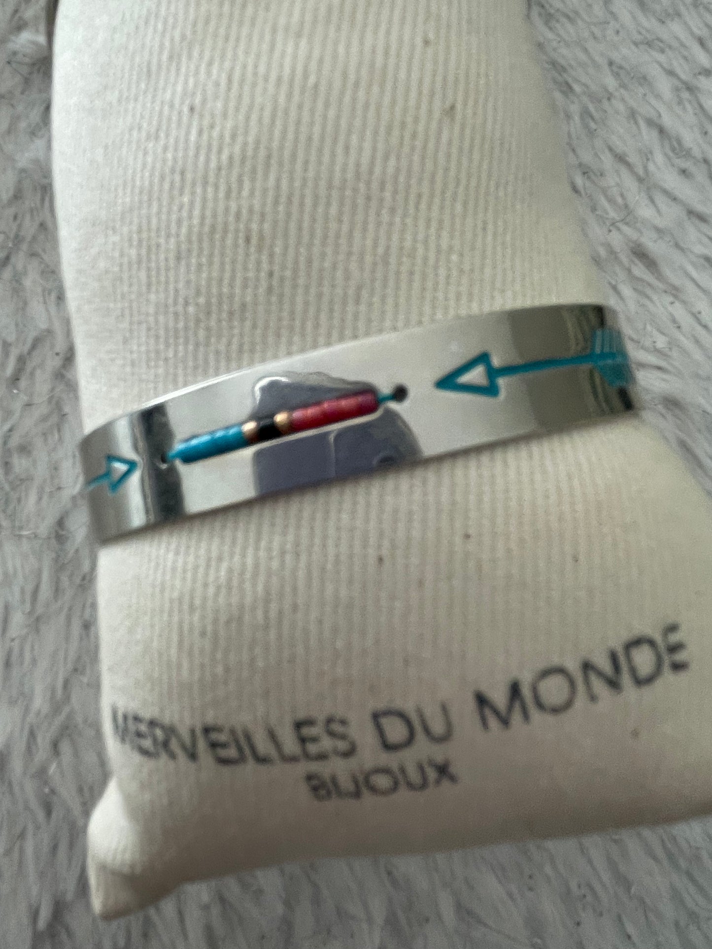 Bracelets Joncs "Flèche d'Éclat" - Acier & Perles Colorées Merveilles du monde