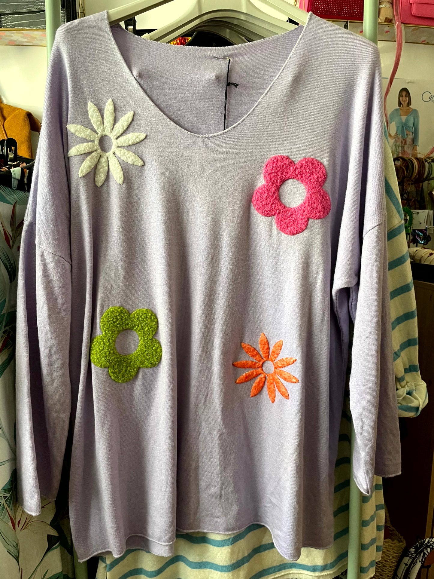 Pull fleur en pilou pilou tout doux tendance 70's couleur lilas