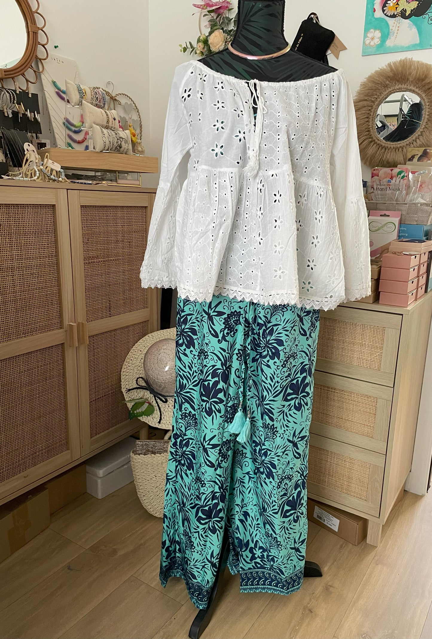 🌺 Pantalon Large Bohème Turquoise – Évasion et Élégance