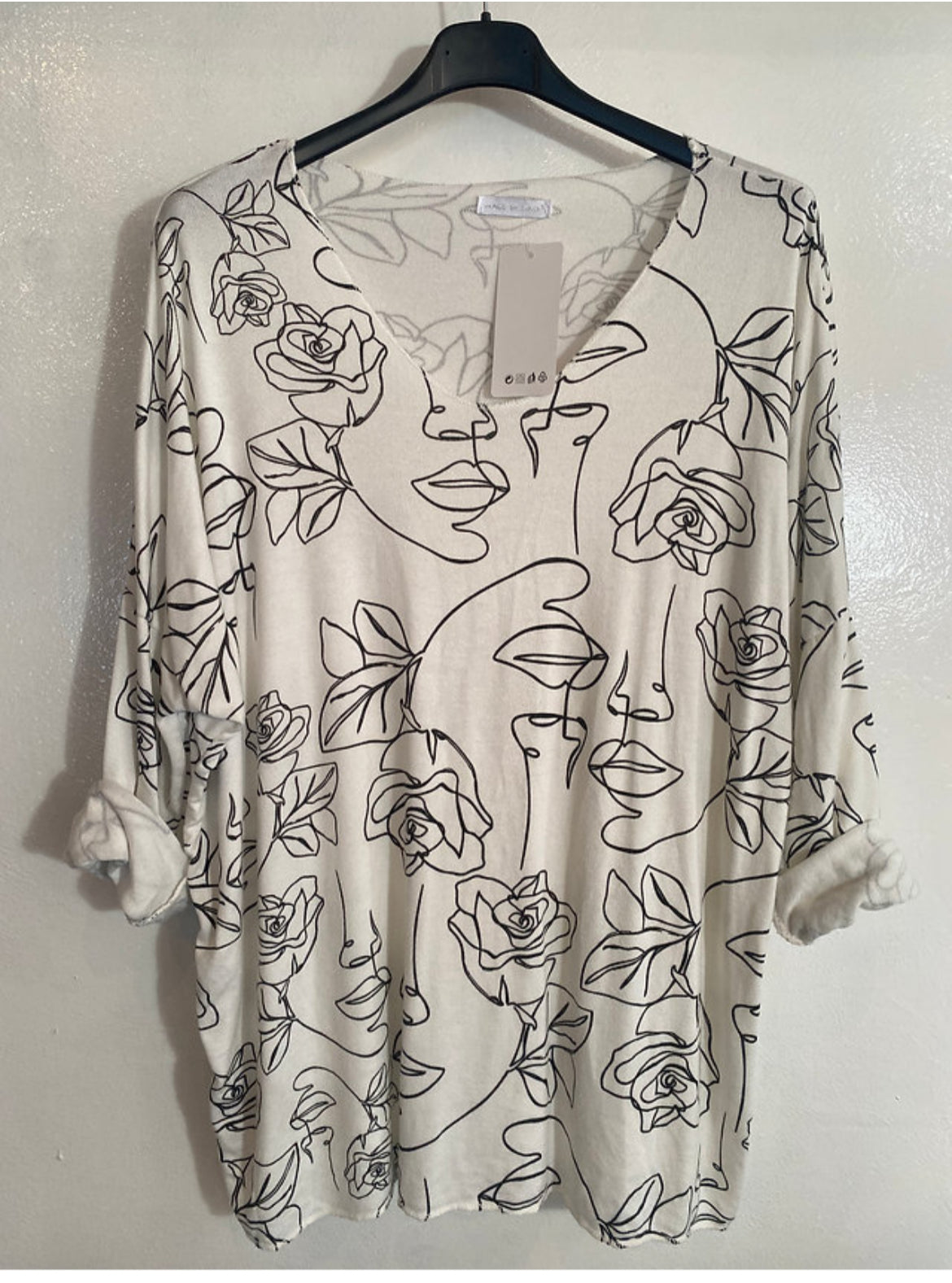 Pull léger imprimé visage style Picasso