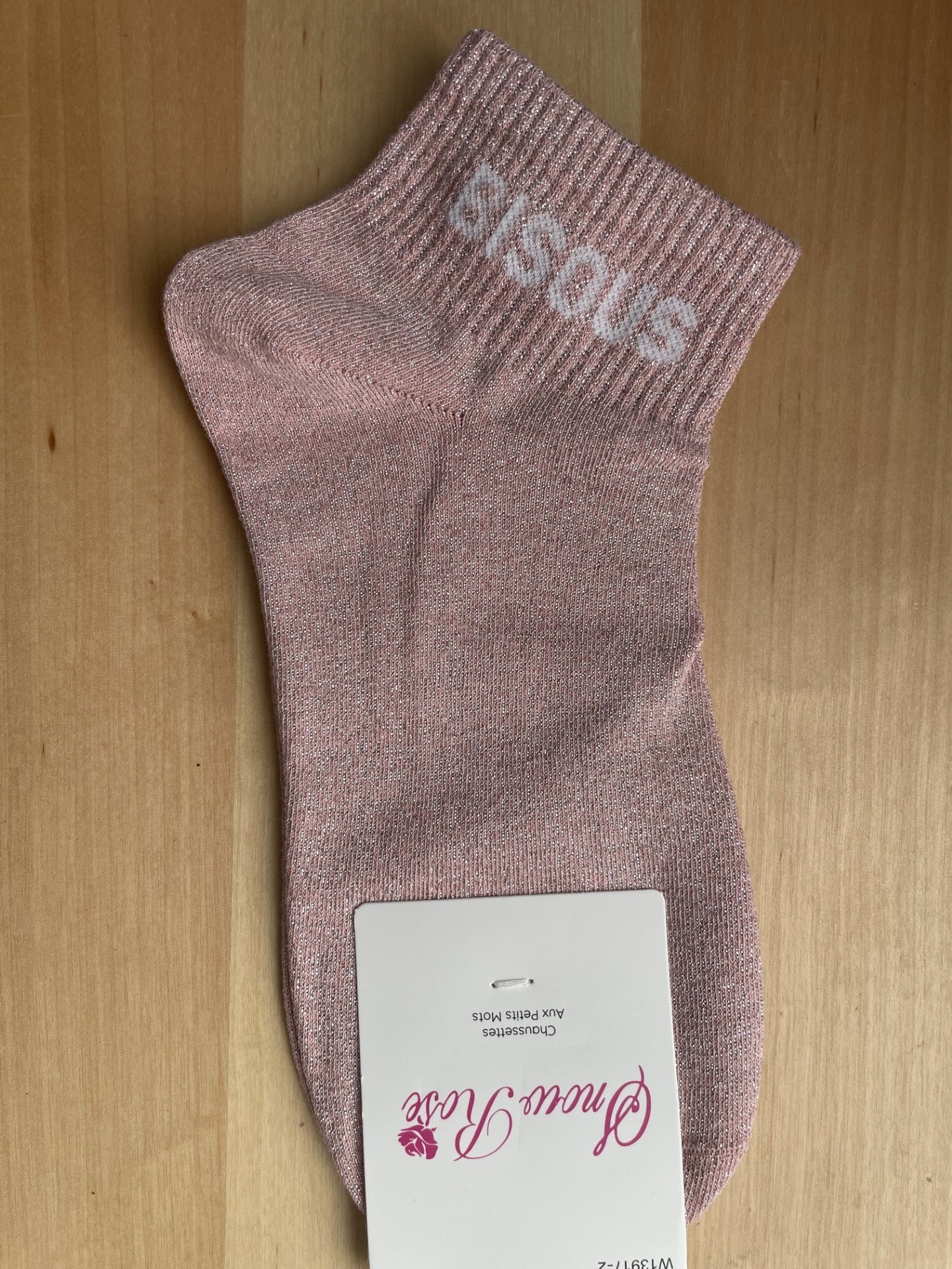 Chaussettes brillantes courtes "BISOUS"