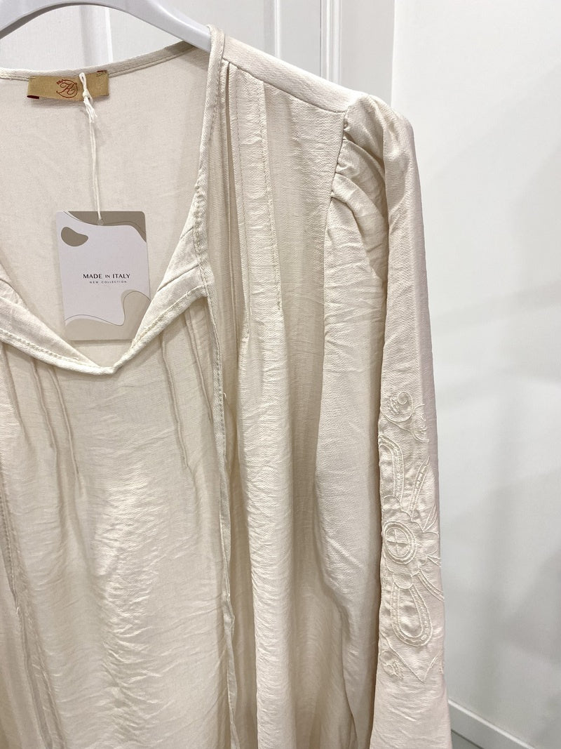 Blouse beige fluide bohème manches longues