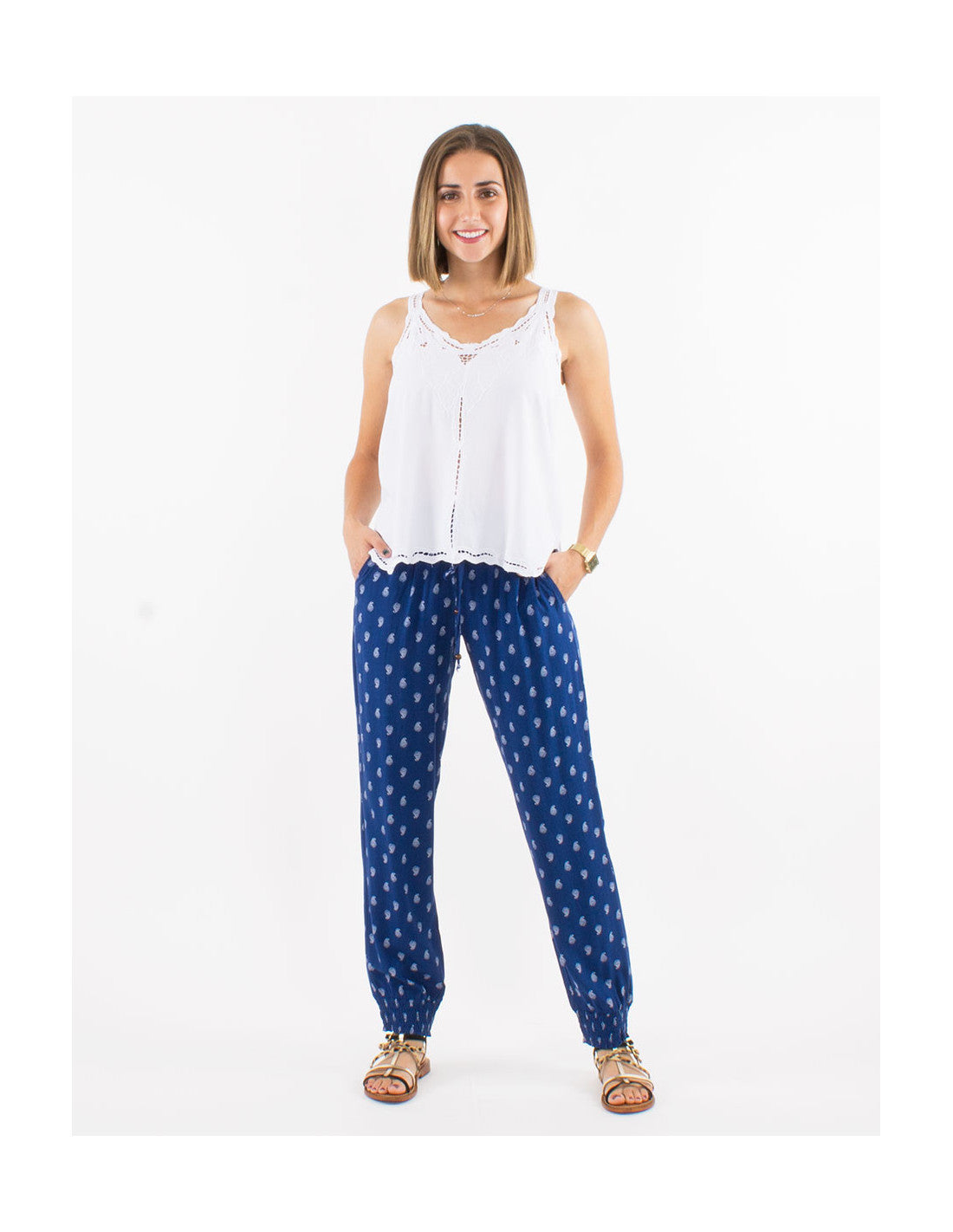 Confort & Style en 3XL : Le Pantalon Fluide de Vos Rêves !