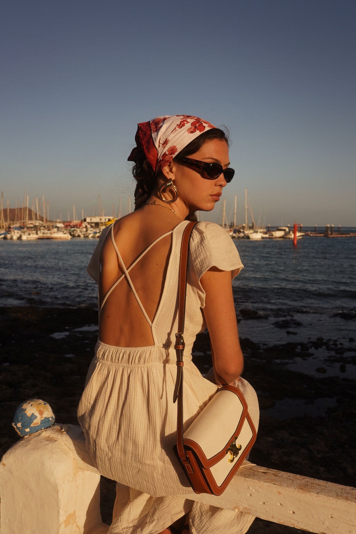 Robe dos nu beige bohème