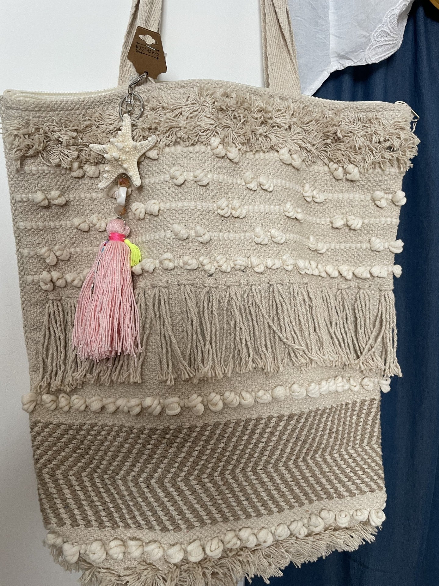 Sac cabas boho avec franges et pompons