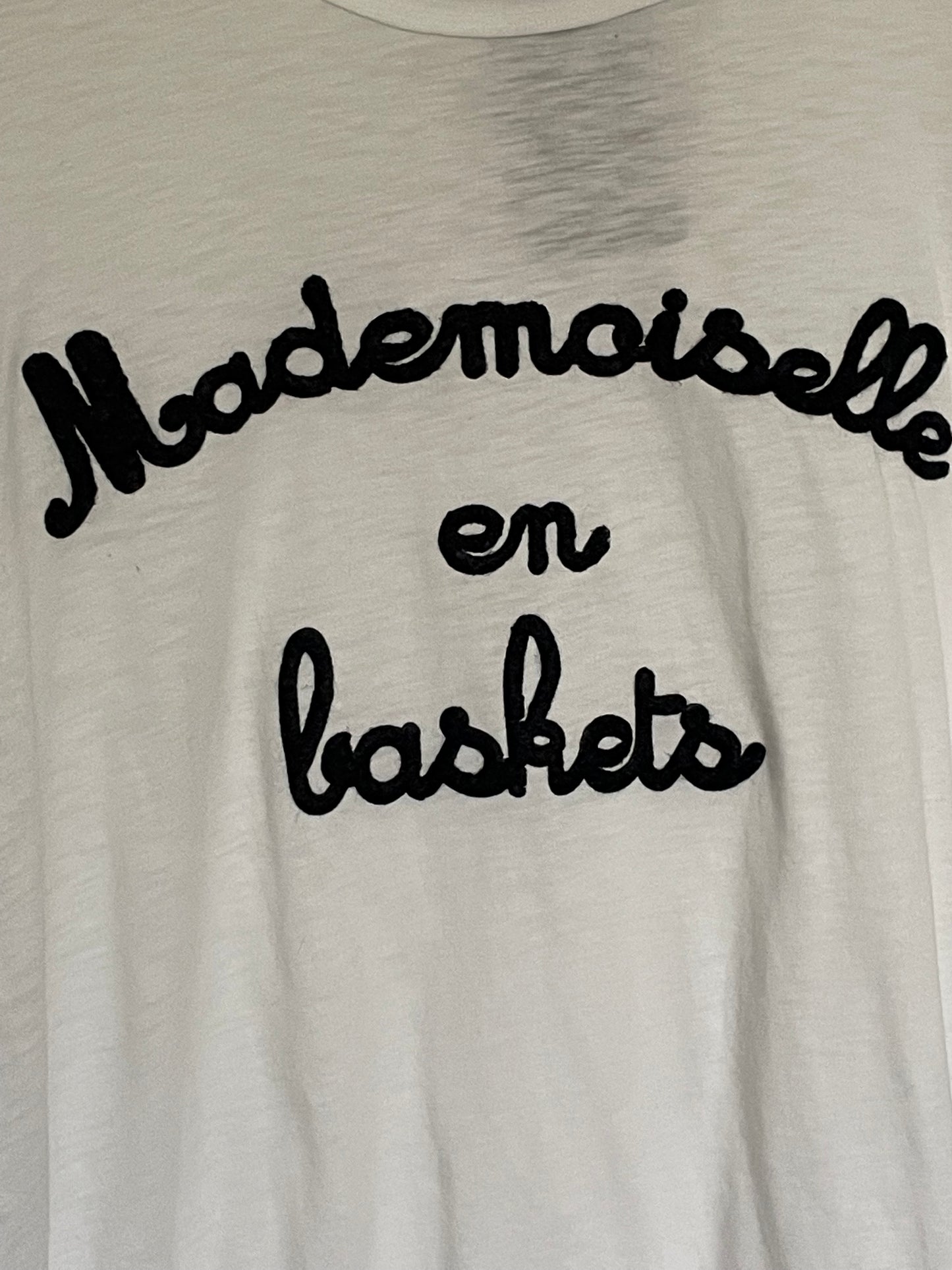 Mademoiselle t-shirt in embossed sneakers