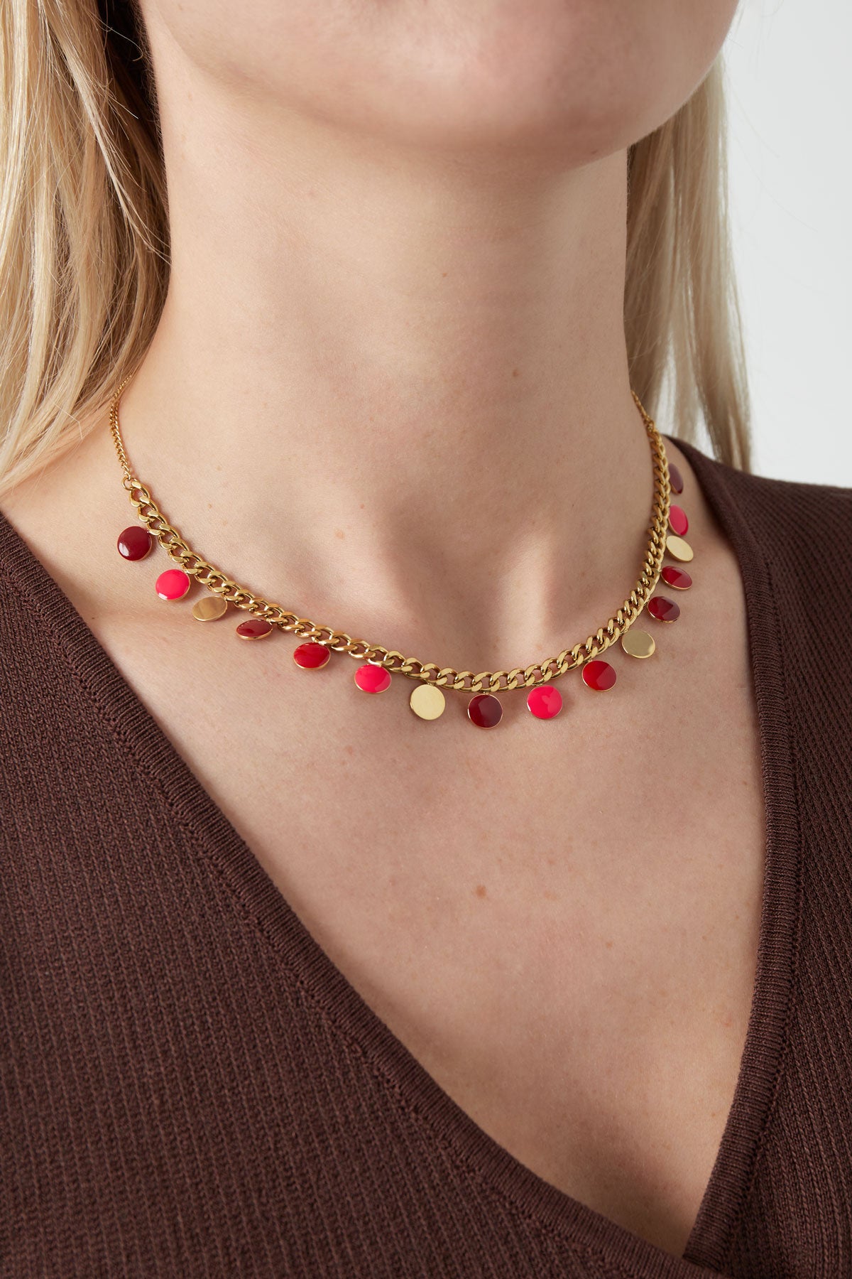 chaîne pièce rouge