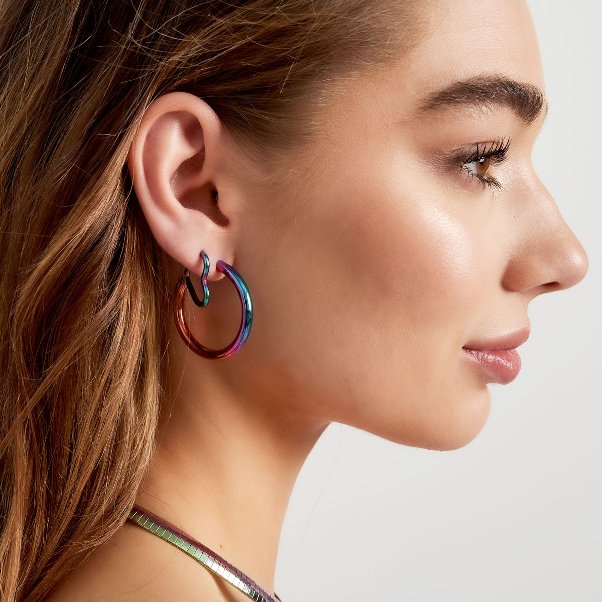Boucle d'oreille holographique en acier inoxydable