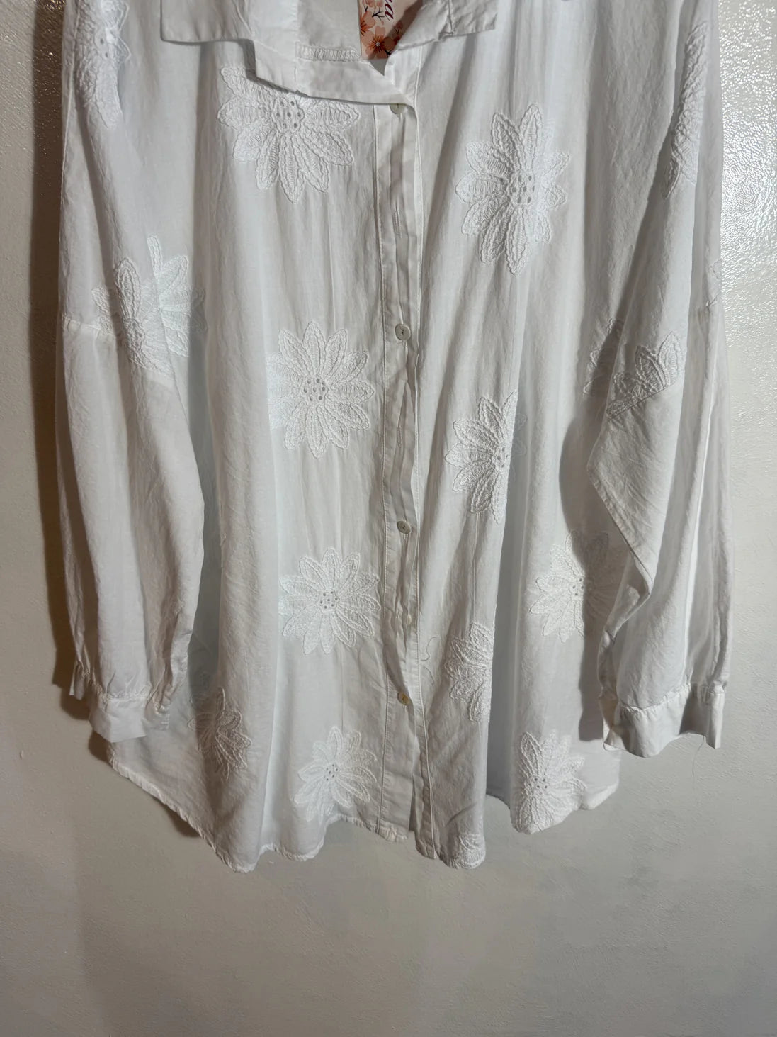 Chemise à fleur en broderie anglaise  plusieurs couleurs