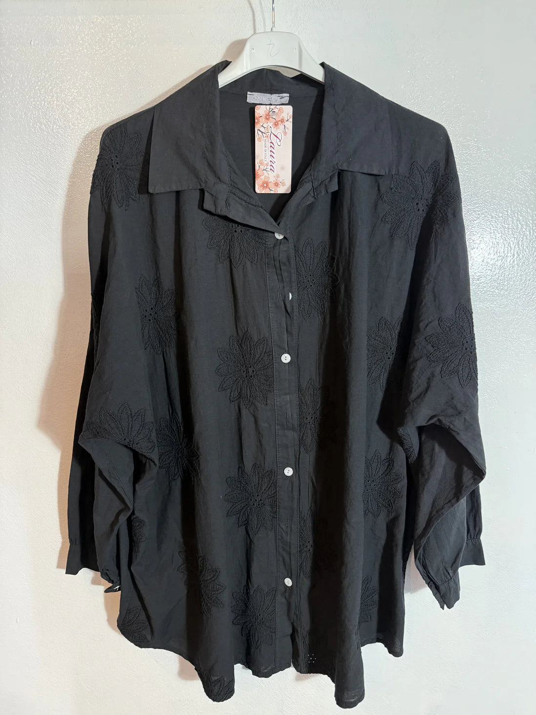 Chemise à fleur en broderie anglaise  plusieurs couleurs