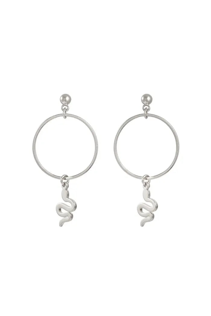 Metal earring
