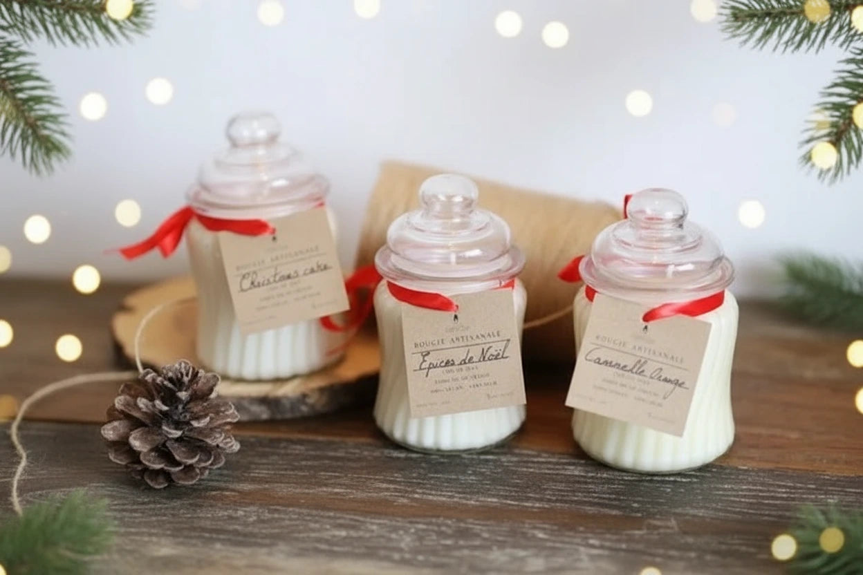 Bougie artisanale de Noël en bonbonnière
