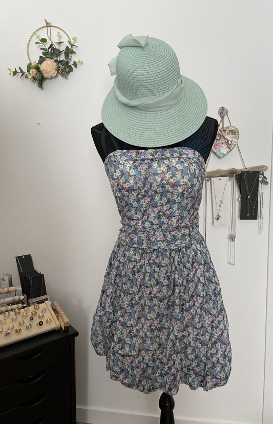 Strapless dress