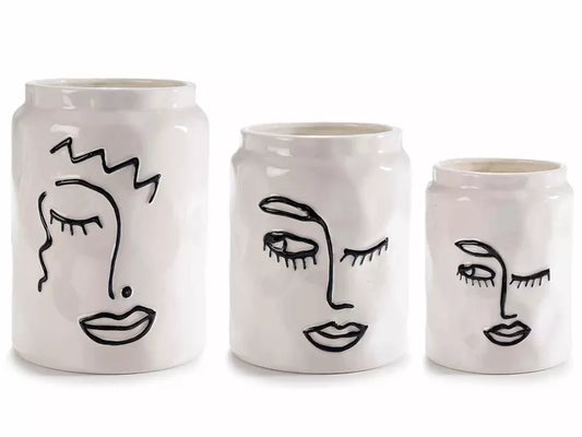 Ensemble de vases en porcelaine avec visage de femme