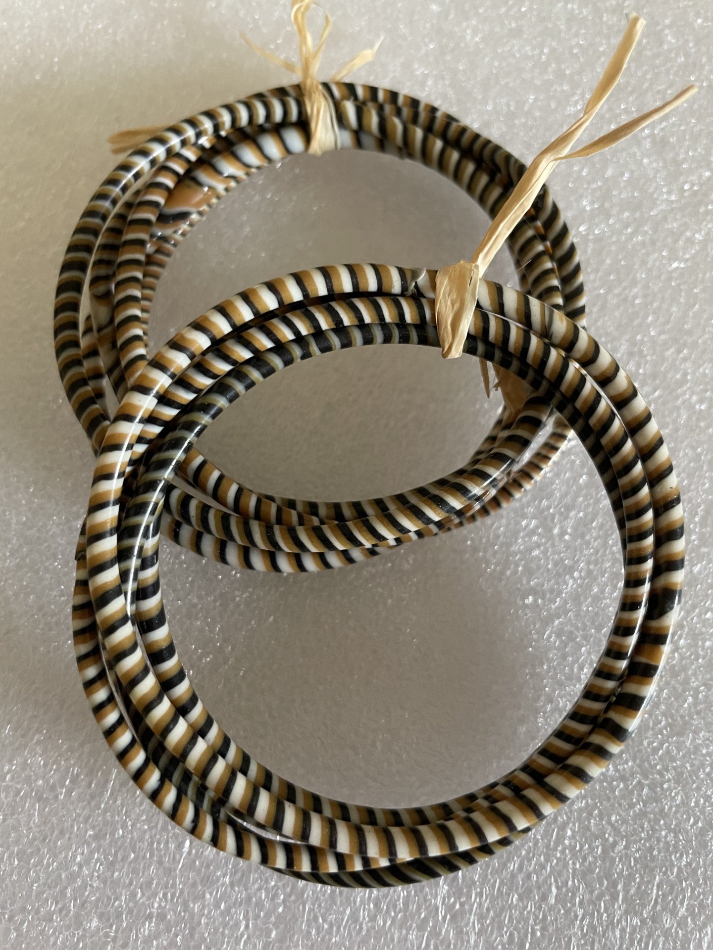 Bracelets "Rythmes Africains" en Plastique Recyclé - Commerce Équitable du Mali