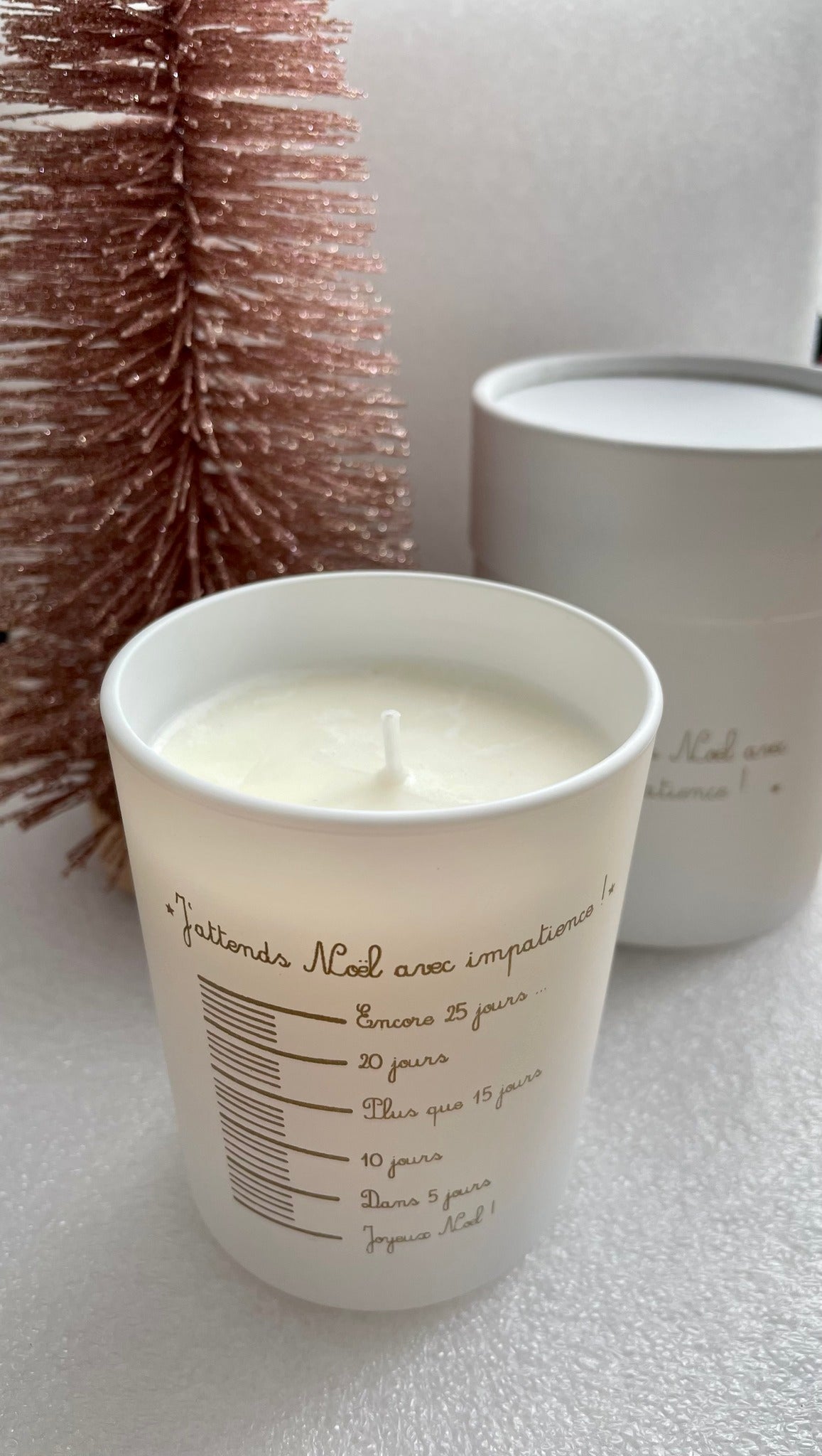 Bougie artisanale J'attends Noël avec impatience !