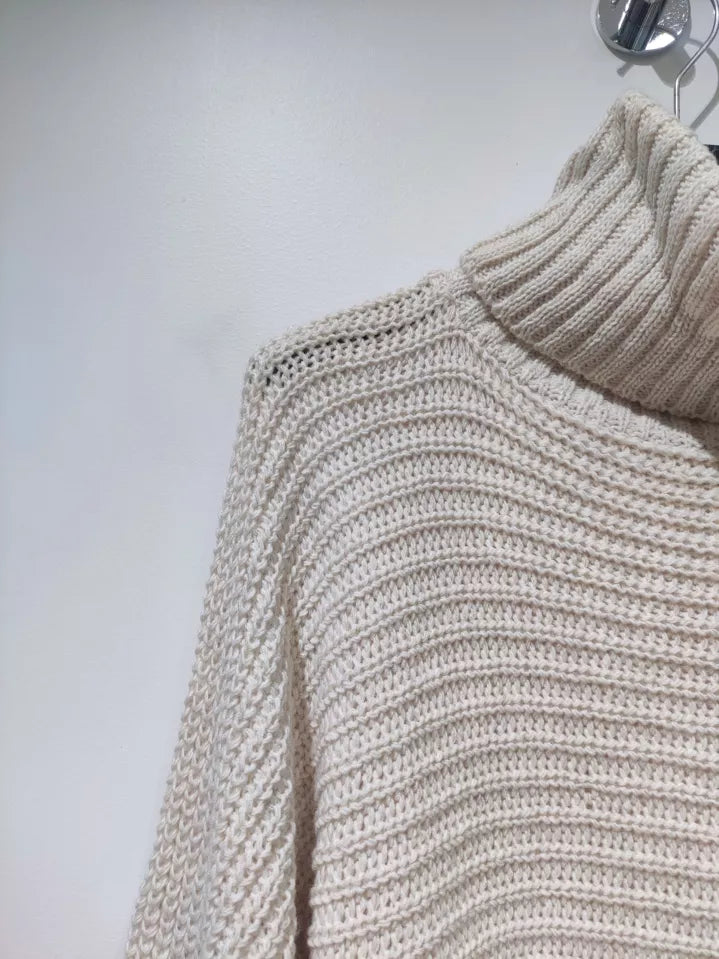 Pull poncho à col roulé