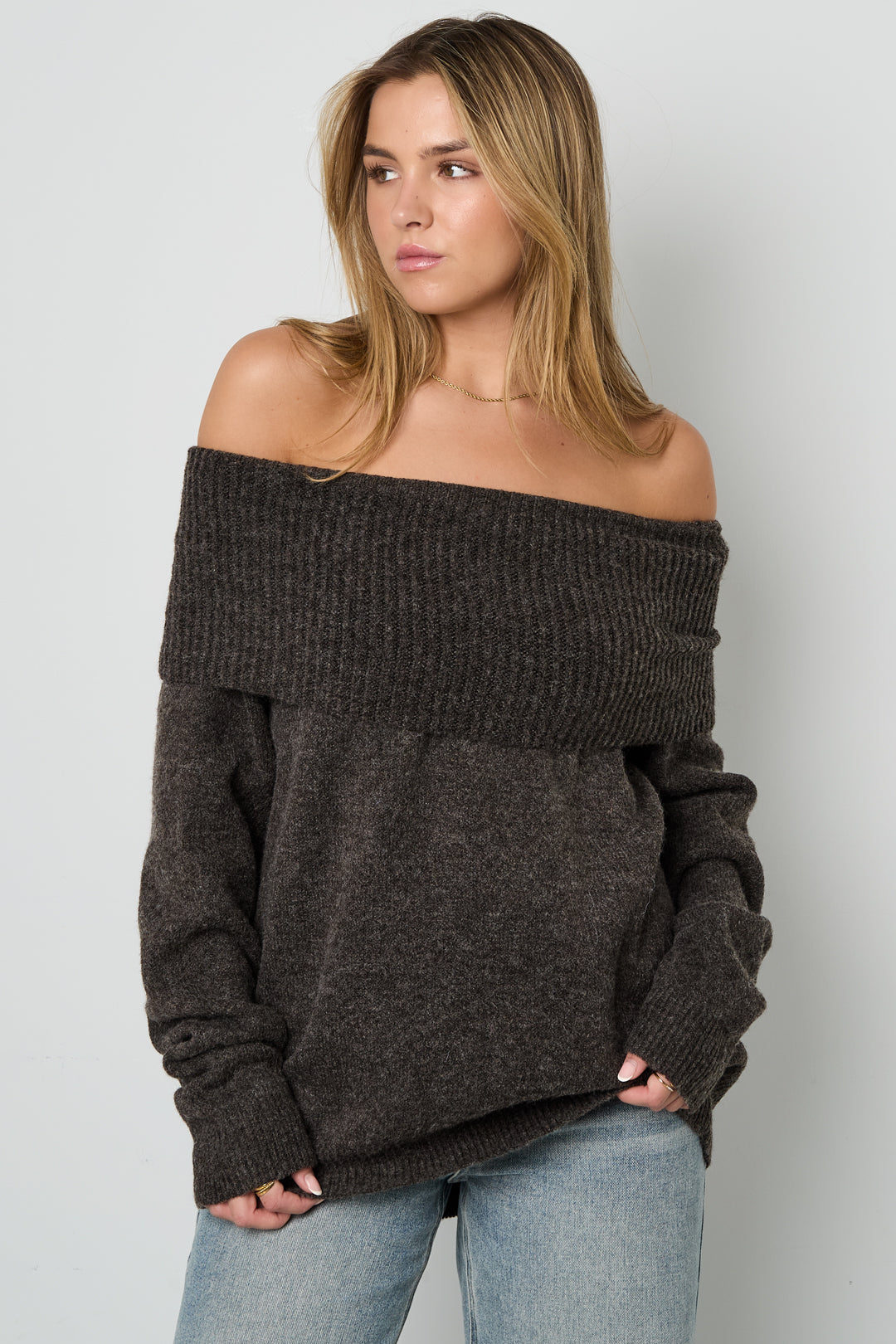 Pull Femme à Épaules Dénudées en Fibre de Polyester Tricotée Élégant Couleur Unie