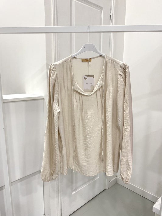 Blouse beige fluide bohème manches longues