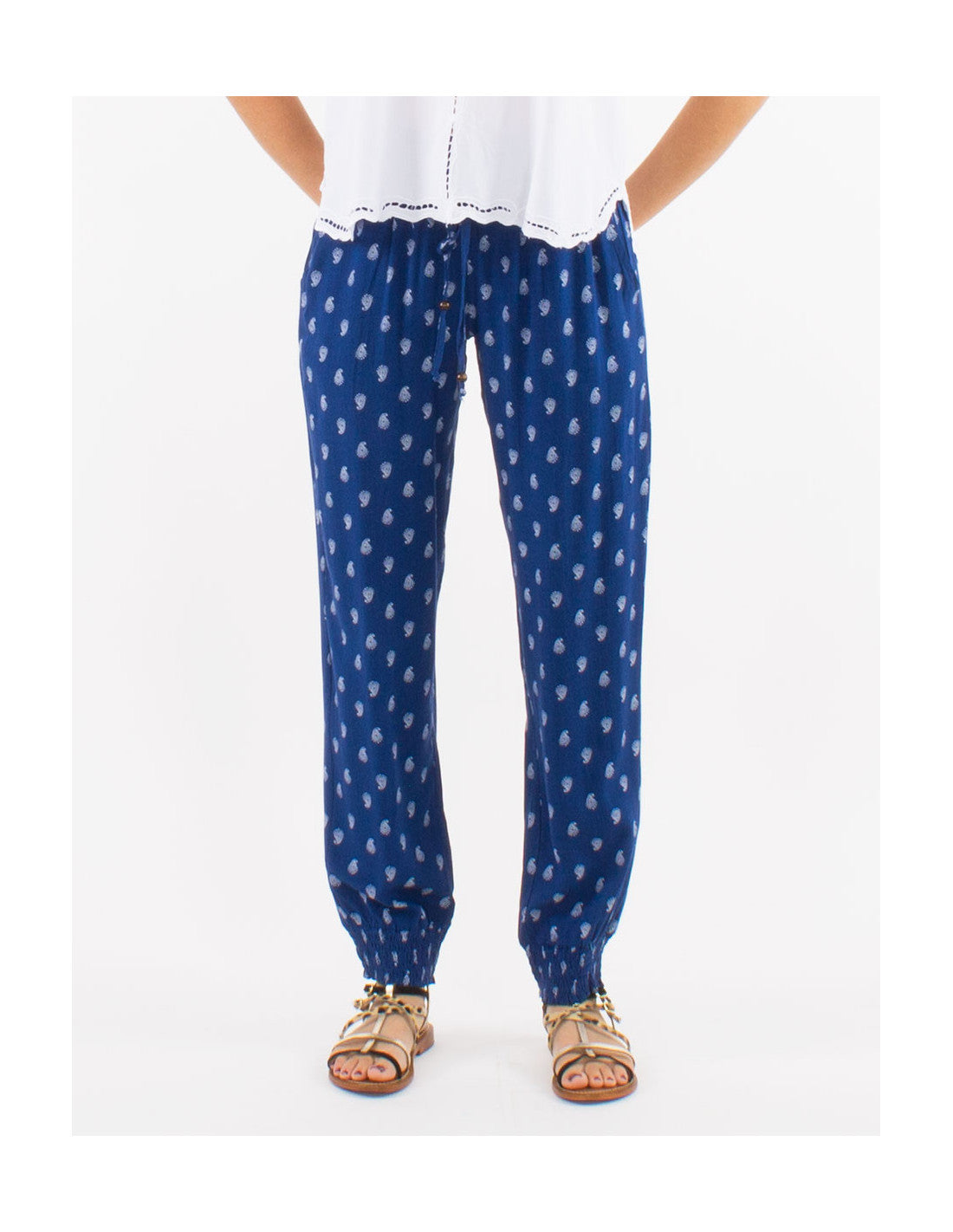 Confort & Style en 3XL : Le Pantalon Fluide de Vos Rêves !