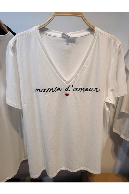 T-shirt Blanc Col V Brodé « Mamie d'amour » – Coton Fluide
