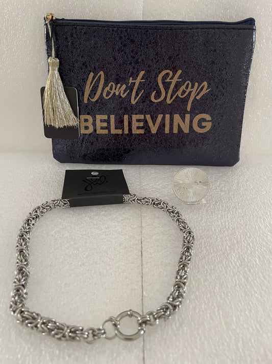 Pochette cadeau Don't stop believing Marine