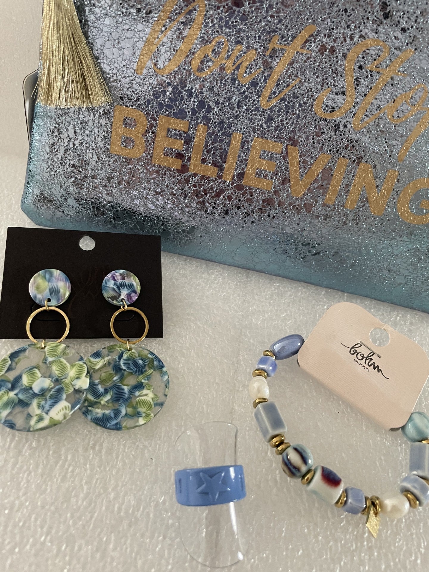 Pochette cadeau Don't stop believing blue