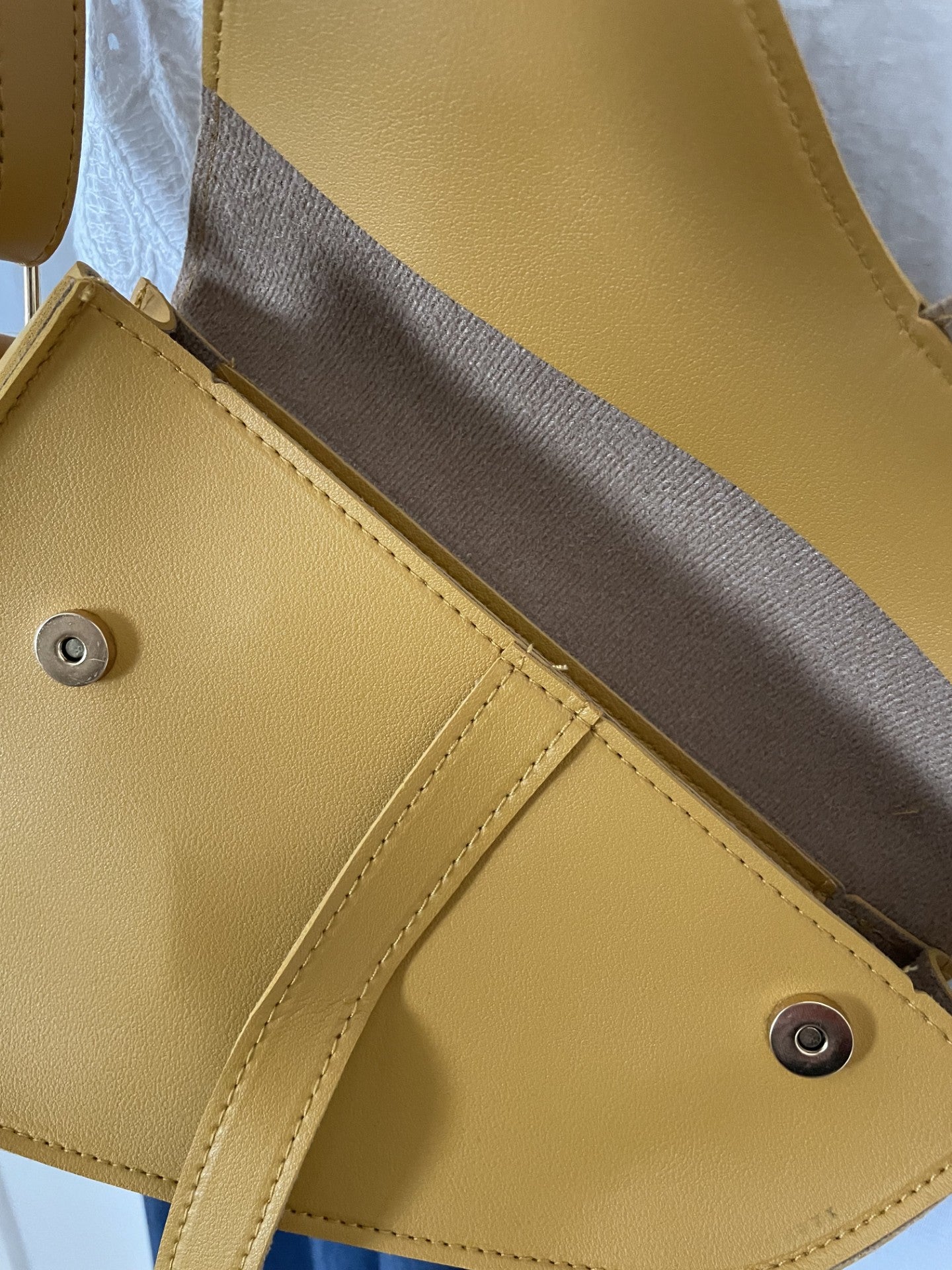 Sac jaune moutarde