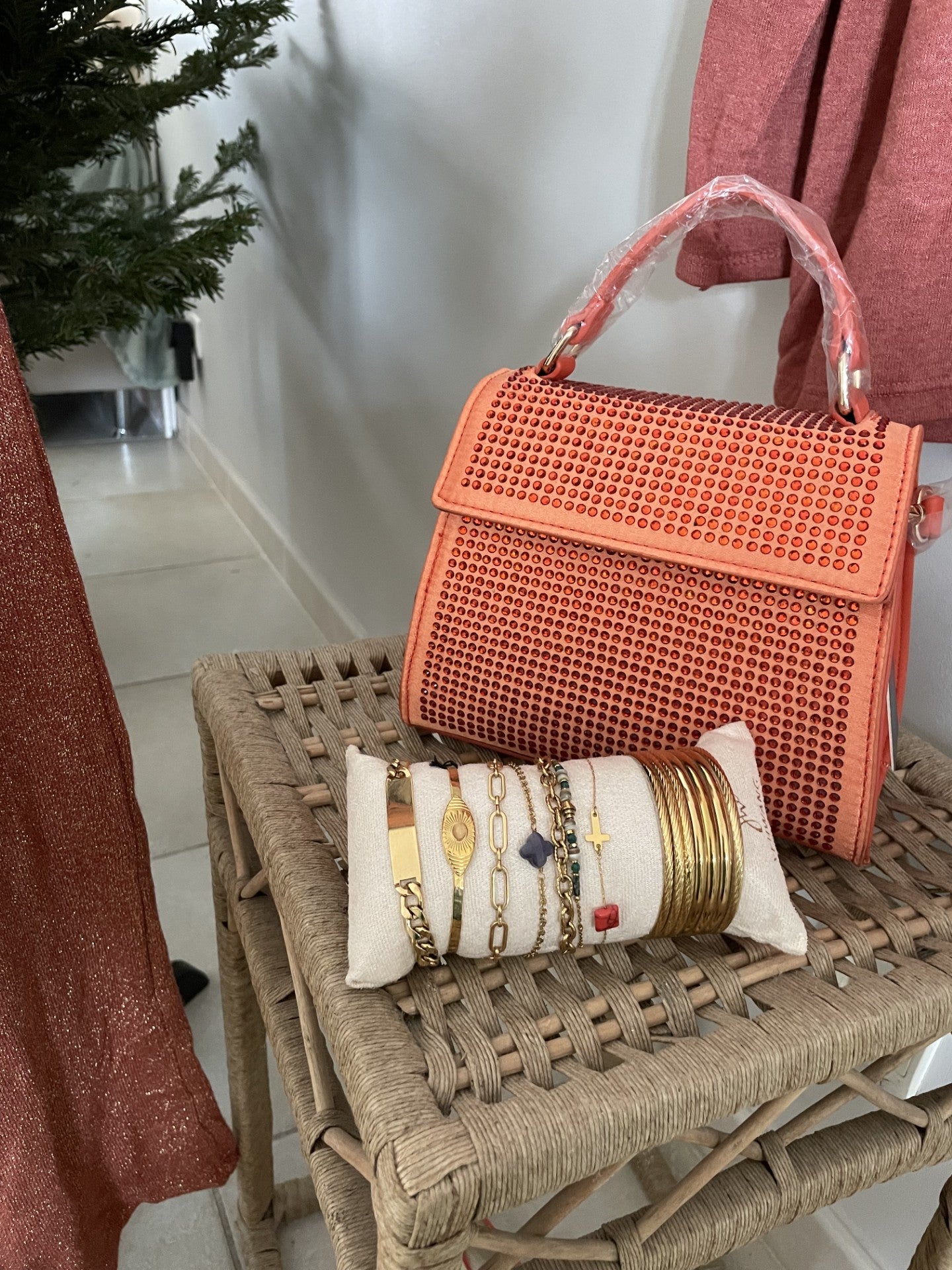Pantalon en lurex pailleté et ses accessoires