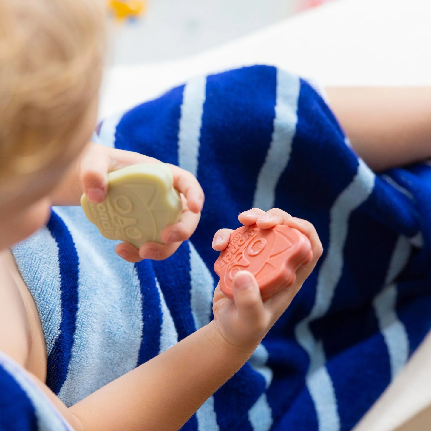 SENSIBLE | Apple Splash – Bar de douche pour enfants