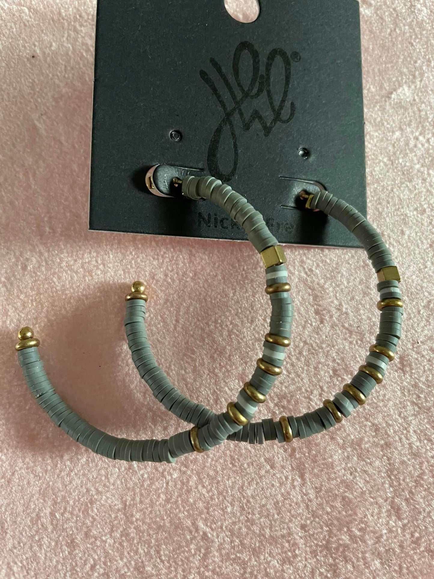 Boucle d'oreille métal